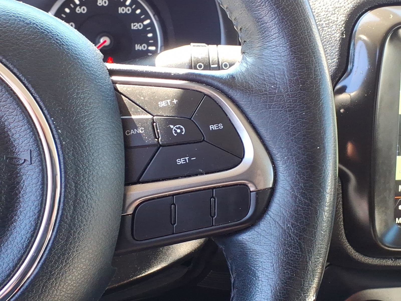 Certified 2021 Jeep Renegade Limited image 25