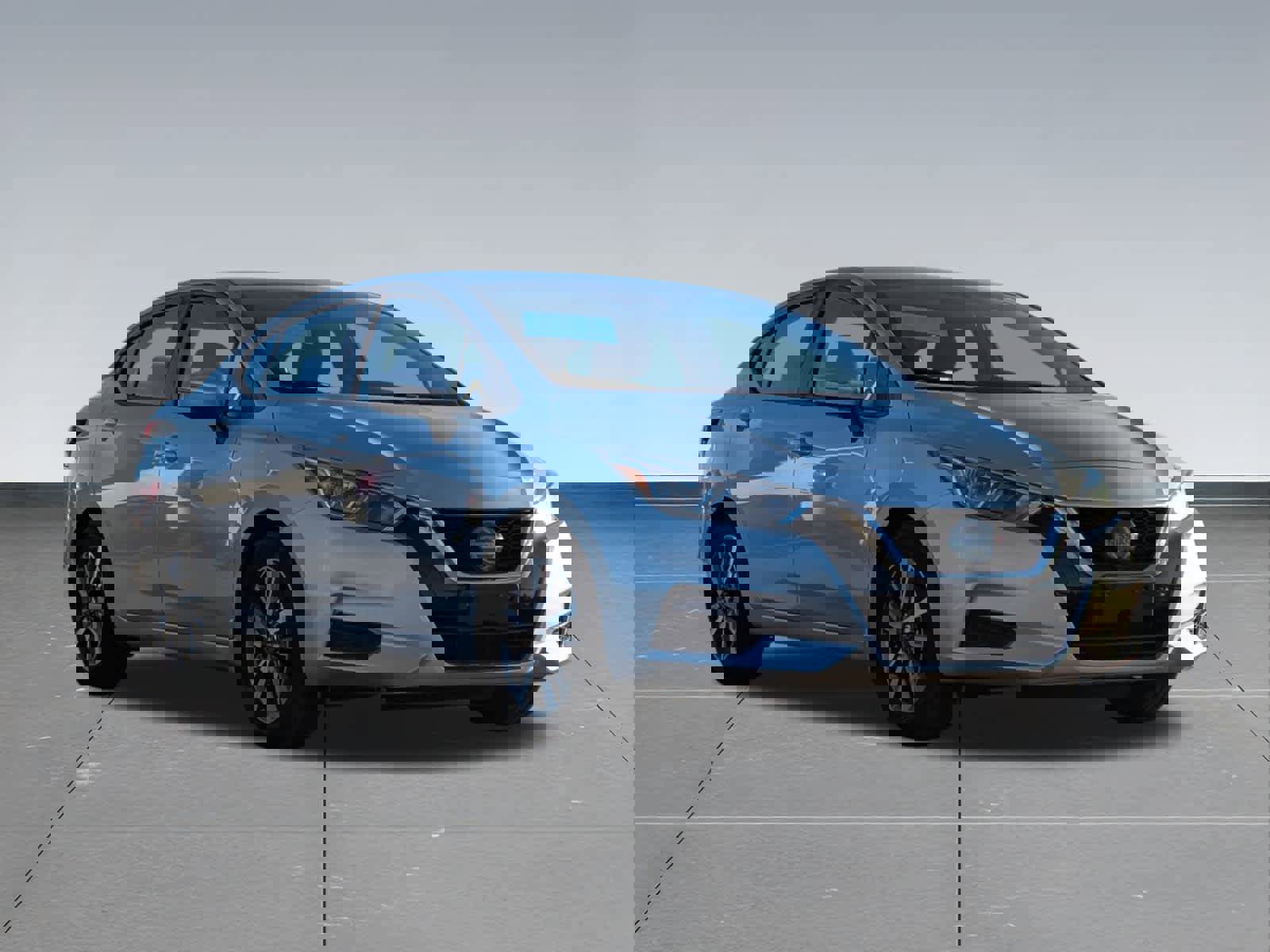 Used 2020 Nissan Versa SV image 7