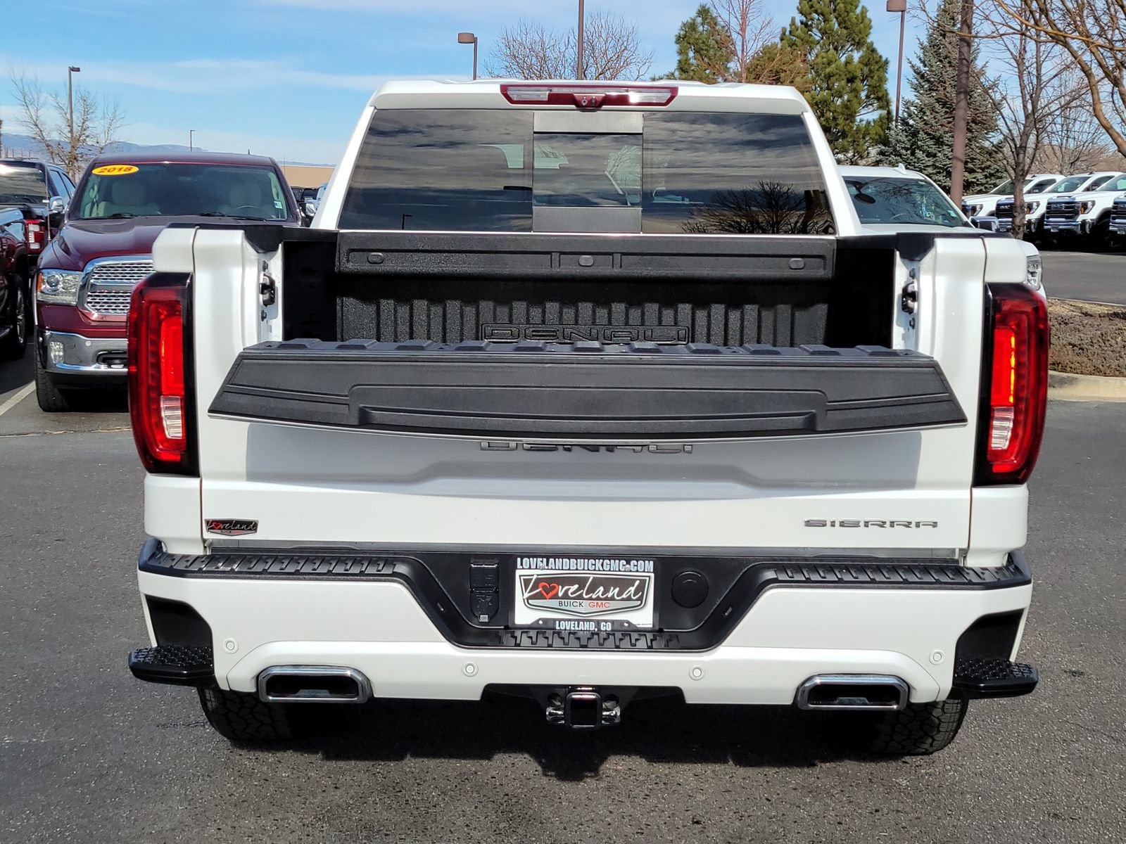 Used 2024 GMC Sierra 1500 Denali w/ Technology Package image 11