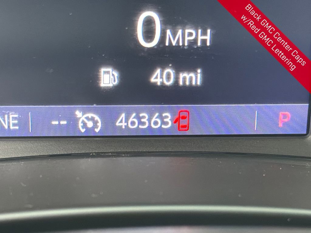 Used 2023 GMC Terrain SLT w/ Elevation Edition image 18