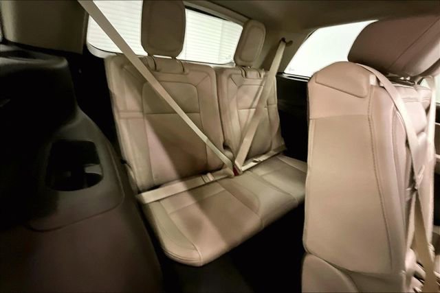 Used 2023 Lincoln Aviator Reserve w/ Elements Package Plus image 31