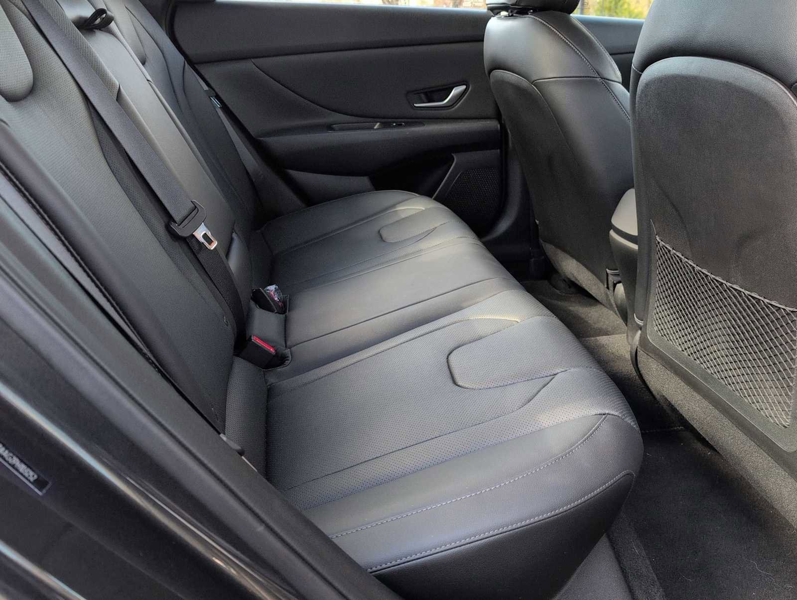 Used 2023 Hyundai Elantra Limited image 20