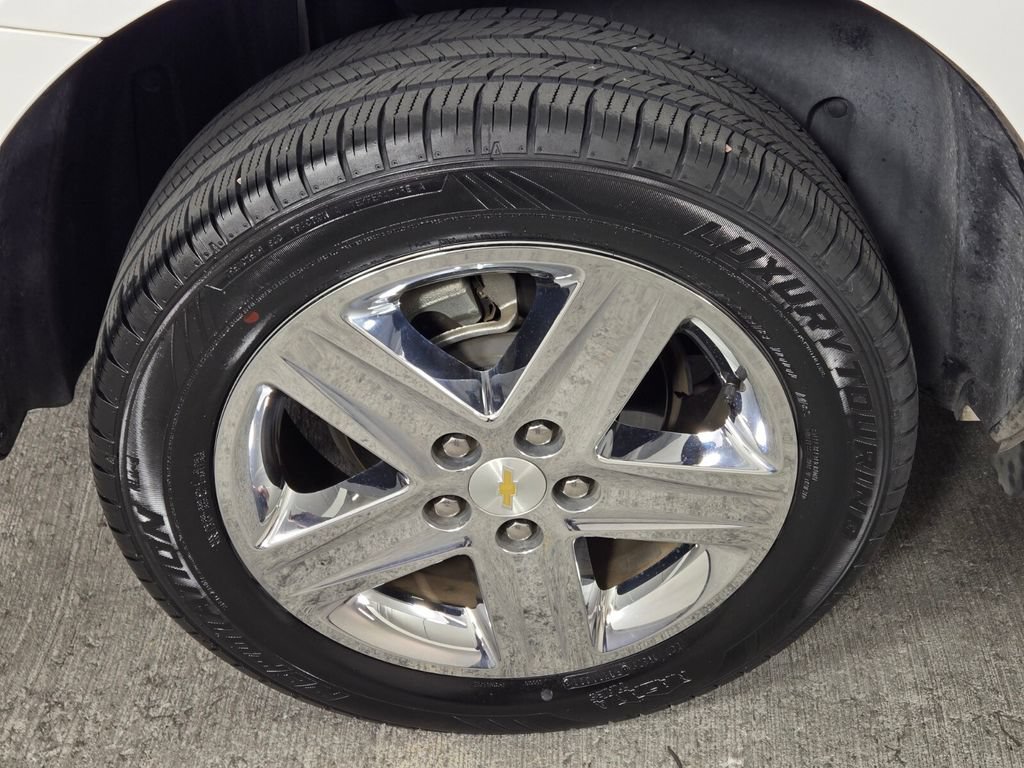 Used 2015 Chevrolet Equinox LTZ AWD/4WD image 11
