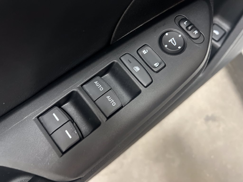 Used 2021 Honda Civic EX-L image 12