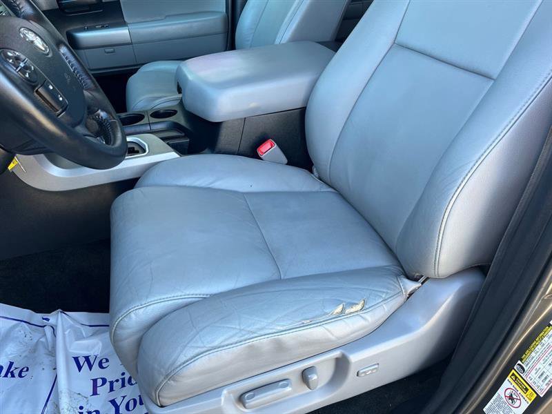 Used 2012 Toyota Sequoia SR5 w/ Premium Pkg image 11