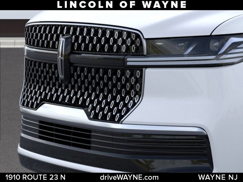 New 2026 Lincoln Navigator Premiere AWD/4WD image 18