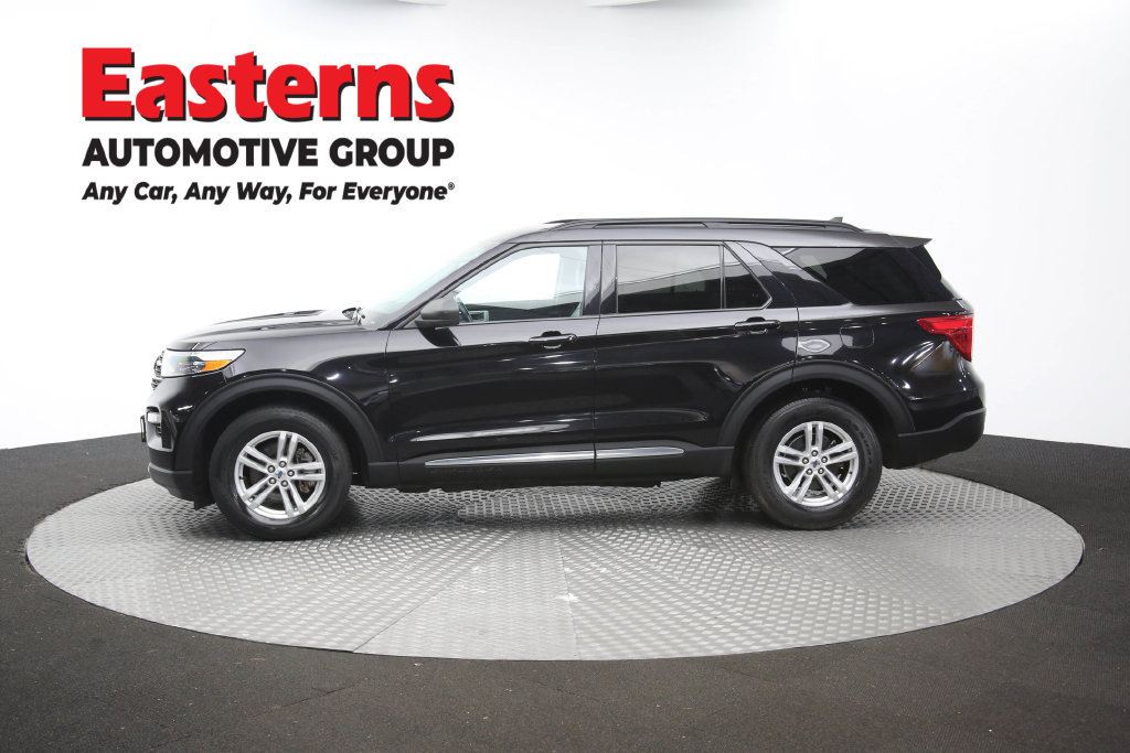 Used 2022 Ford Explorer XLT w/ Equipment Group 202A AWD/4WD image 55