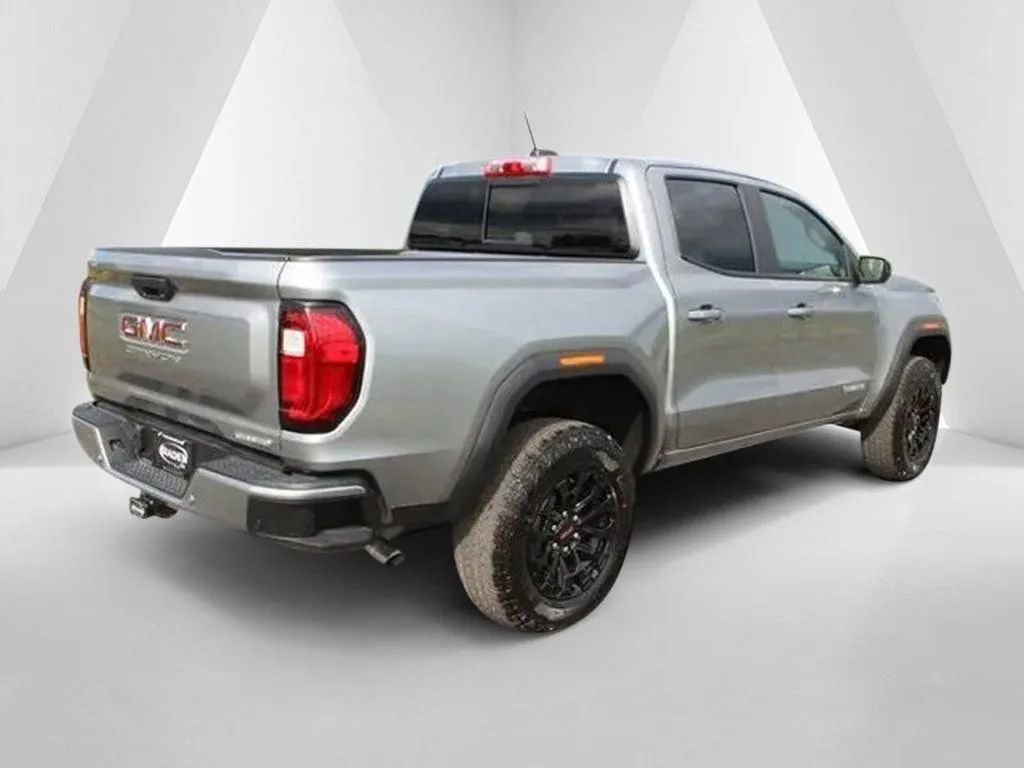 New 2026 GMC Canyon Elevation w/ Convenience Package image 7