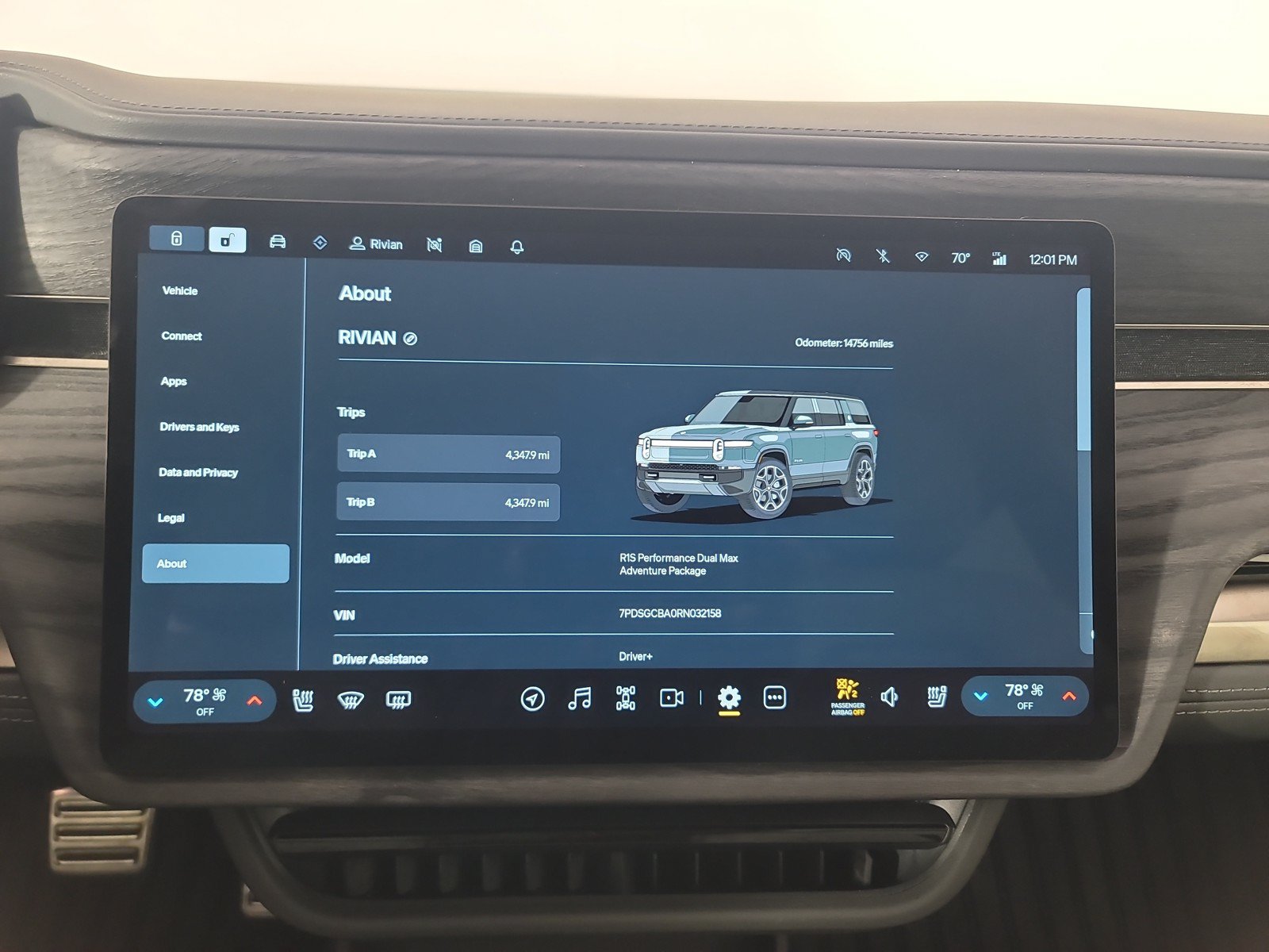 Used 2024 Rivian R1S Adventure AWD/4WD image 29