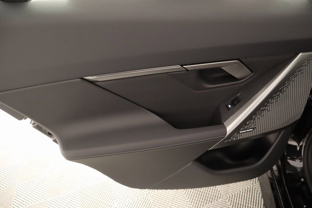 New 2025 BMW 530i xDrive w/ M Sport Package AWD/4WD image 18