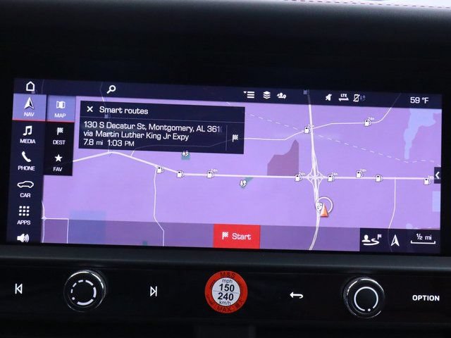Certified 2024 Porsche Macan AWD/4WD image 19