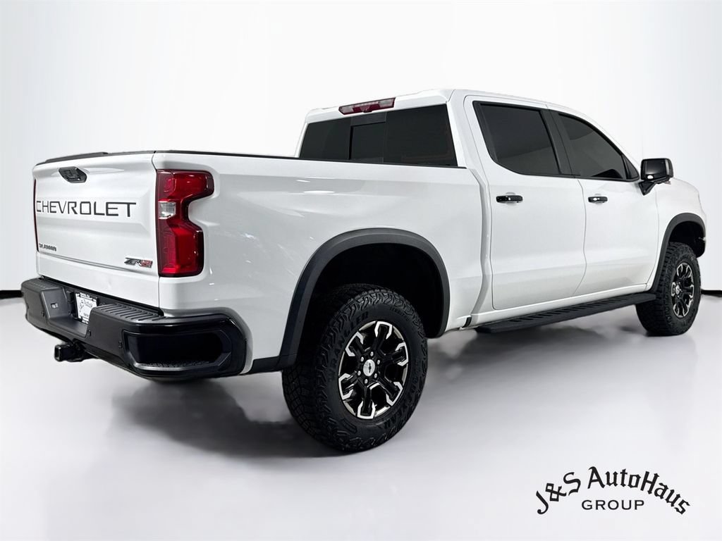 Used 2023 Chevrolet Silverado 1500 ZR2 w/ Technology Package AWD/4WD image 7