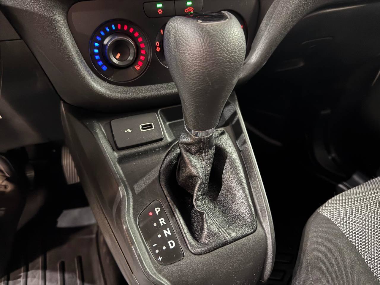 Used 2021 RAM ProMaster City Tradesman FWD image 25