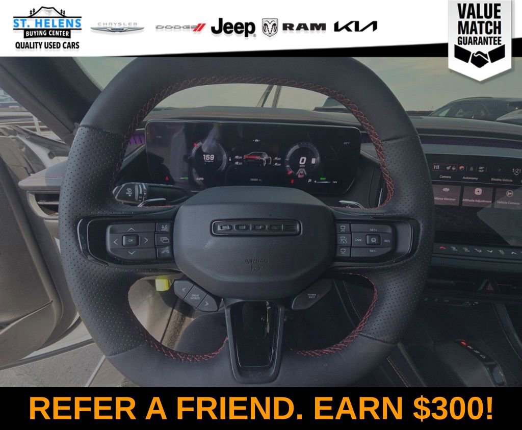 Used 2024 Dodge Charger Daytona Scat Pack w/ Plus Group AWD/4WD image 16