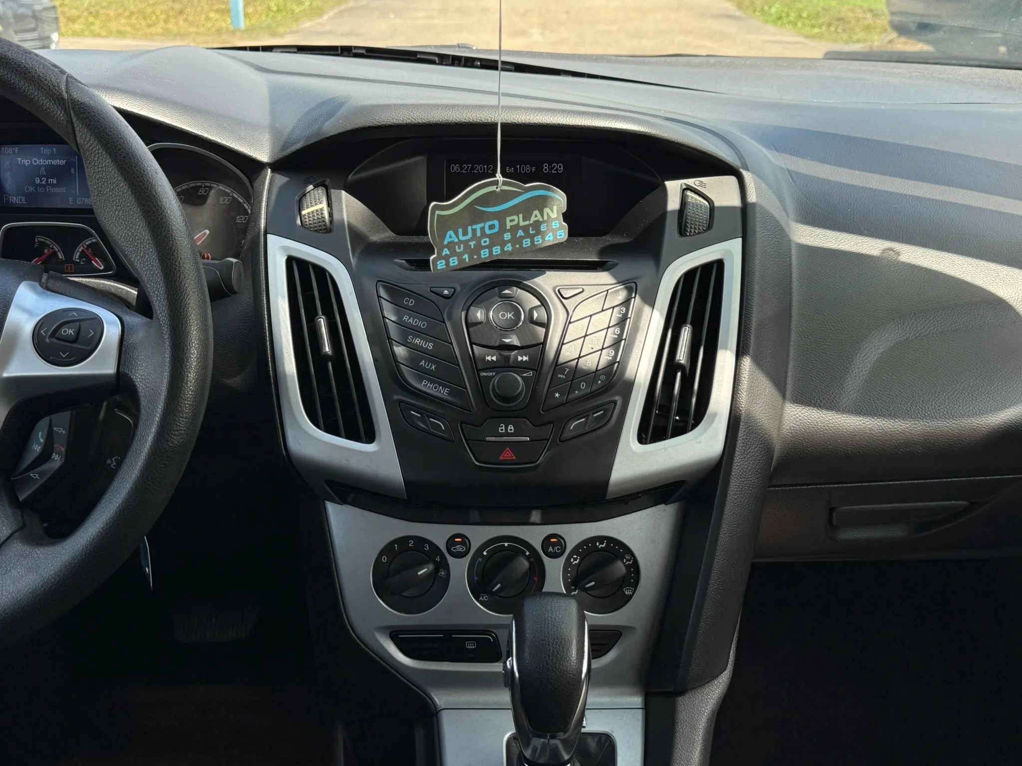 Used 2012 Ford Focus SE FWD image 19