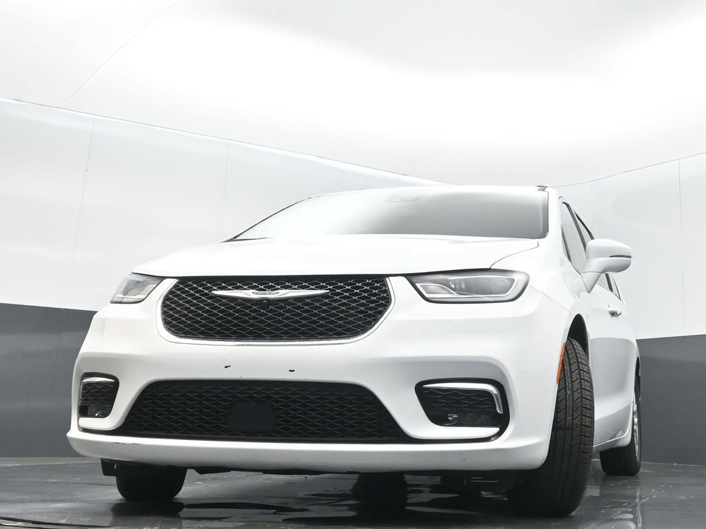 Used 2022 Chrysler Pacifica Touring-L image 27