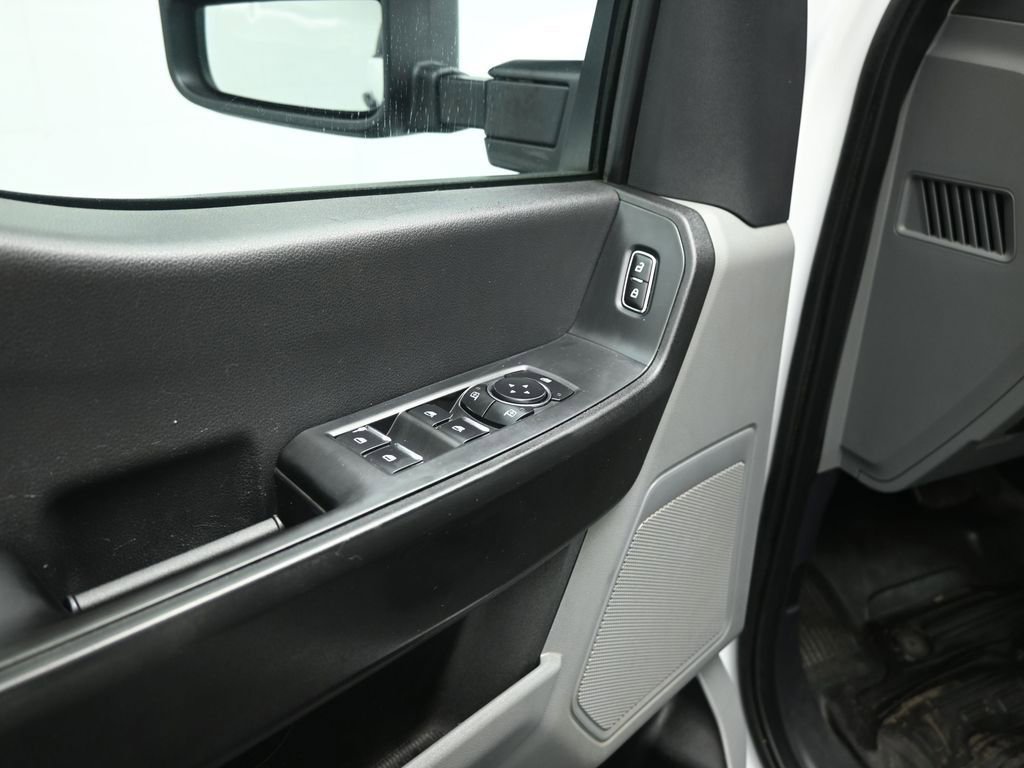 Certified 2023 Ford F250 XL w/ FX4 Off-Road Package AWD/4WD image 10