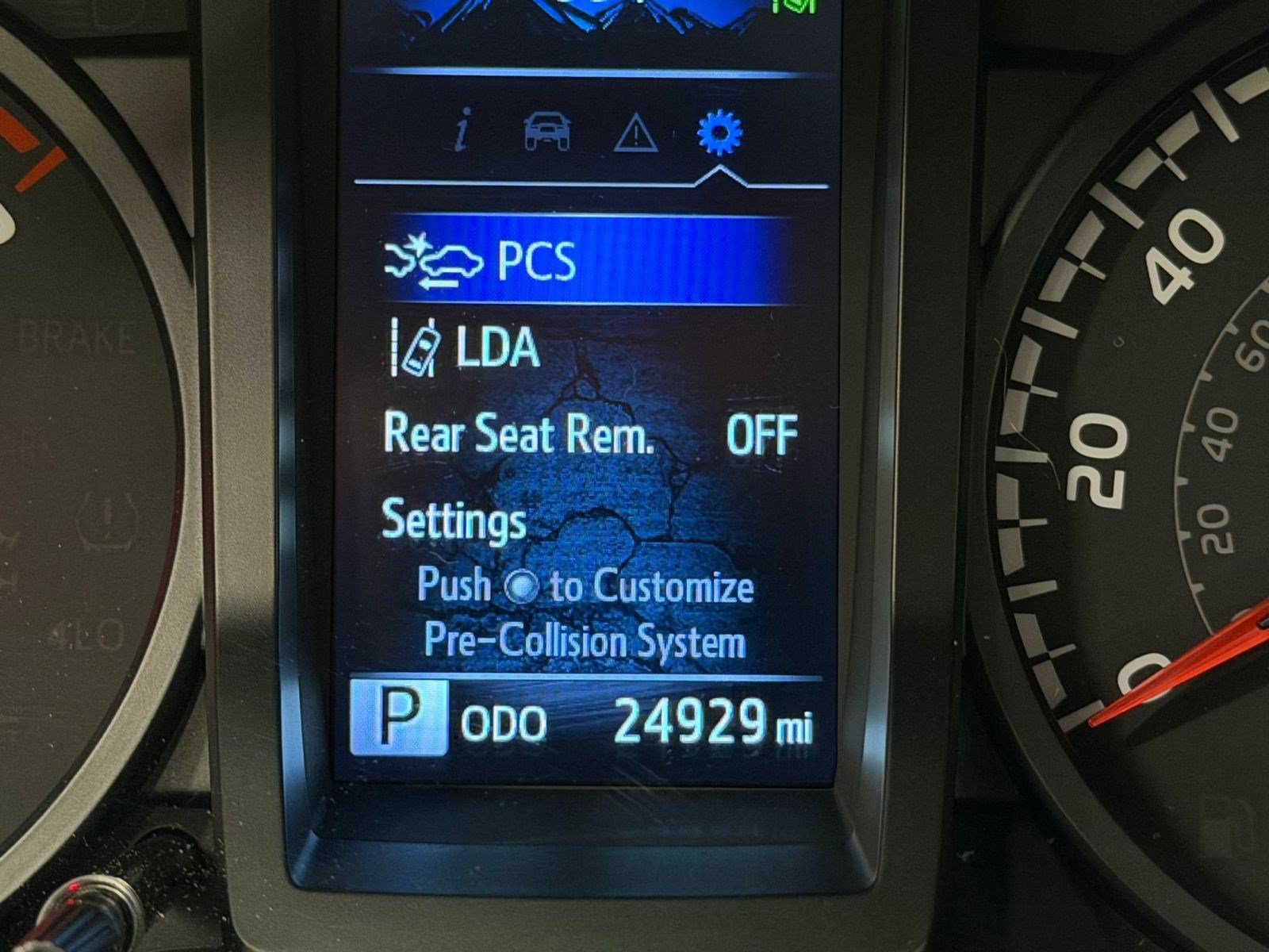 Used 2023 Toyota Tacoma SR AWD/4WD image 19