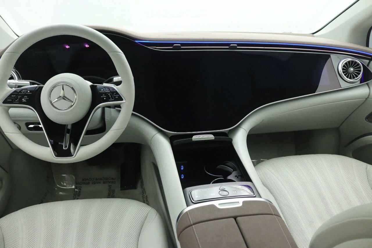 Certified 2023 Mercedes-Benz EQS 580 4MATIC Sedan image 9