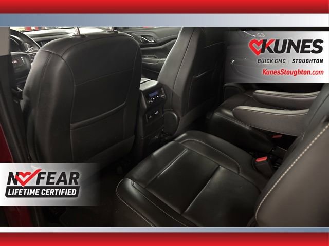 Used 2023 GMC Acadia SLT image 31