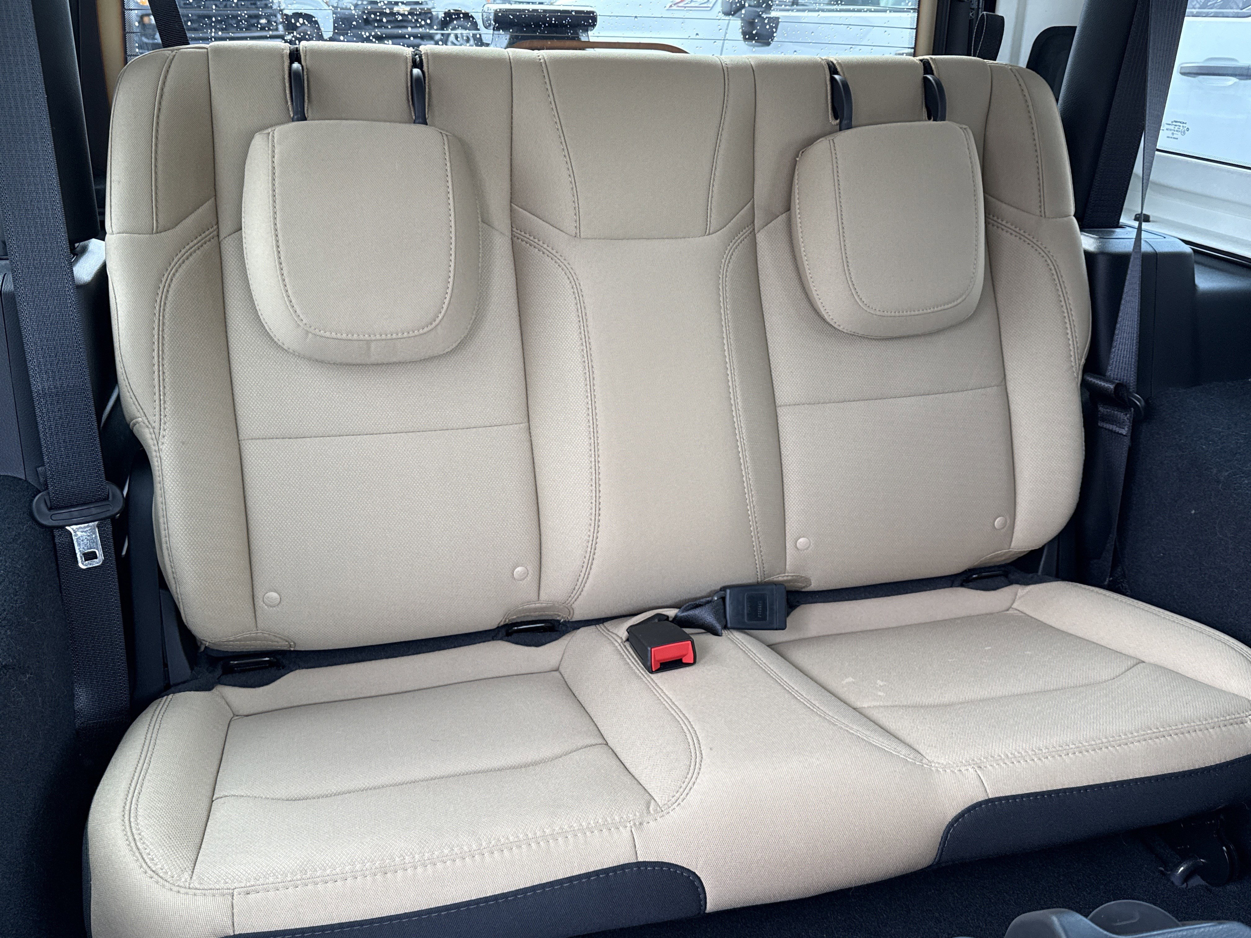 Used 2022 Jeep Wrangler Sport S image 40