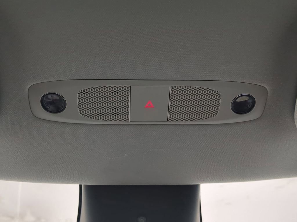 Used 2023 Tesla Model Y Performance image 25