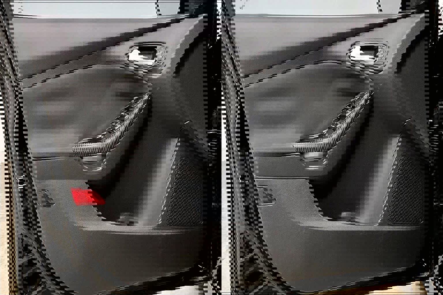 Used 2018 Ford Focus ST FWD image 26