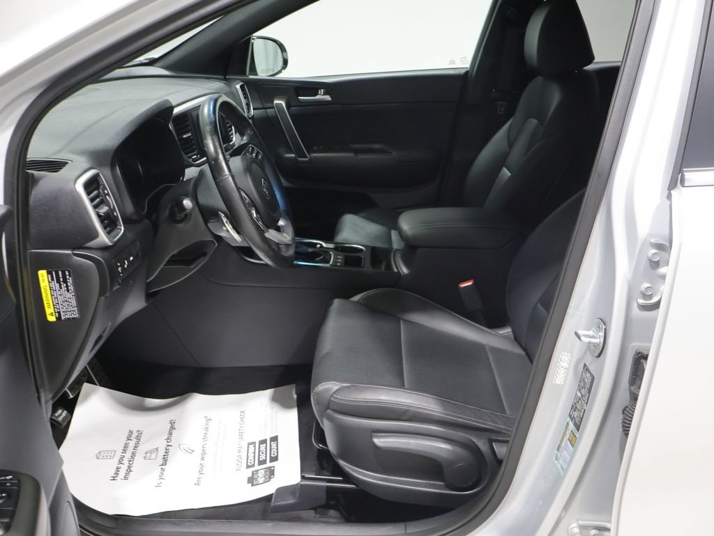 Used 2020 Kia Sportage S w/ S Sunroof Package AWD/4WD image 10