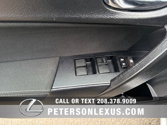 Used 2018 Toyota Corolla L image 19