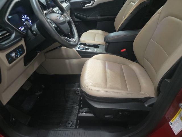 Used 2022 Ford Escape SEL image 16