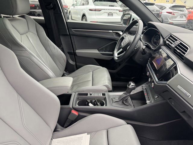 Certified 2023 Audi Q3 2.0T Premium w/ Black Optic Sport Package image 28