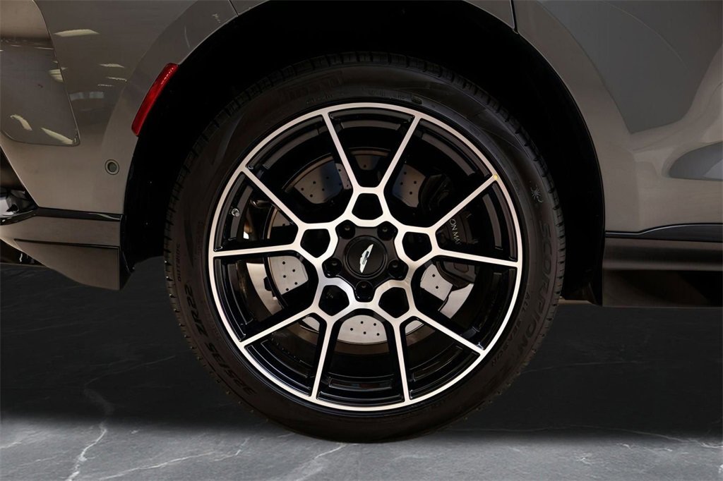 New 2025 Aston Martin DBX 707 image 47