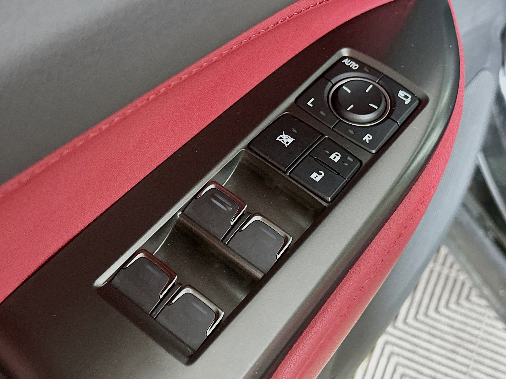 Used 2025 Lexus NX 350 AWD w/ Accessory Package (2T) image 18