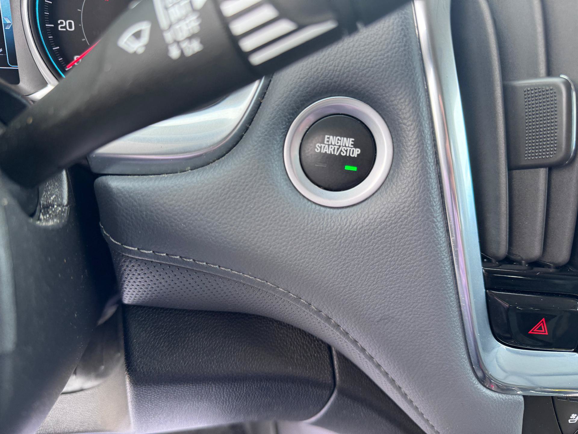 Used 2019 Chevrolet Traverse Premier w/ LPO, Floor Liner Package AWD/4WD image 35