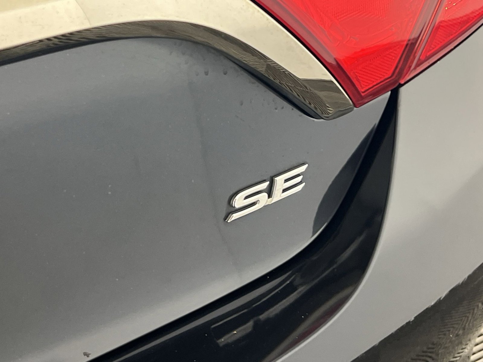 Used 2016 Toyota Camry SE image 27