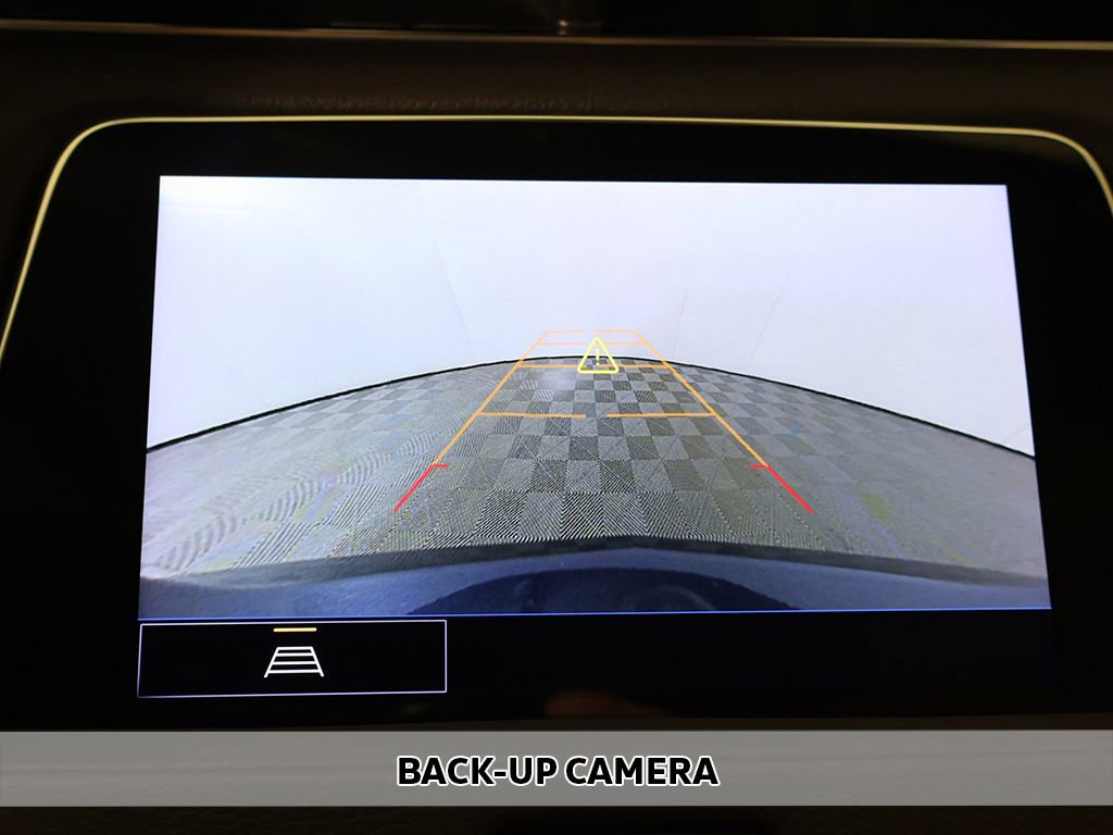 Used 2023 Cadillac XT4 Sport image 5