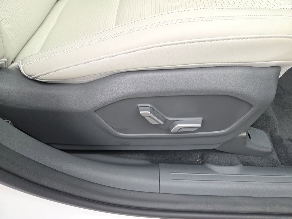 Used 2024 Hyundai Santa Fe Calligraphy image 21