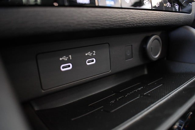 New 2026 Mitsubishi Outlander AWD image 40