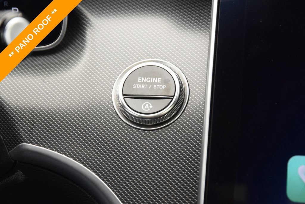 Used 2025 Mercedes-Benz C 43 AMG 4MATIC Sedan image 32