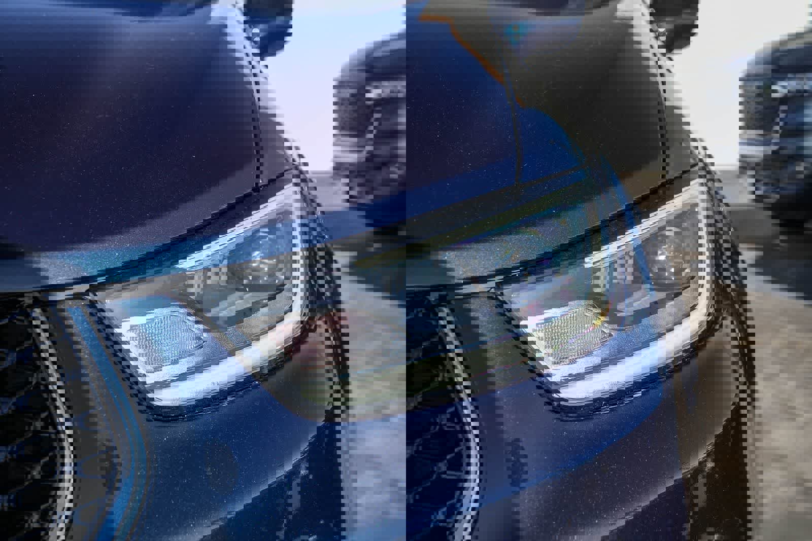 Used 2022 Chrysler Pacifica Touring-L image 8