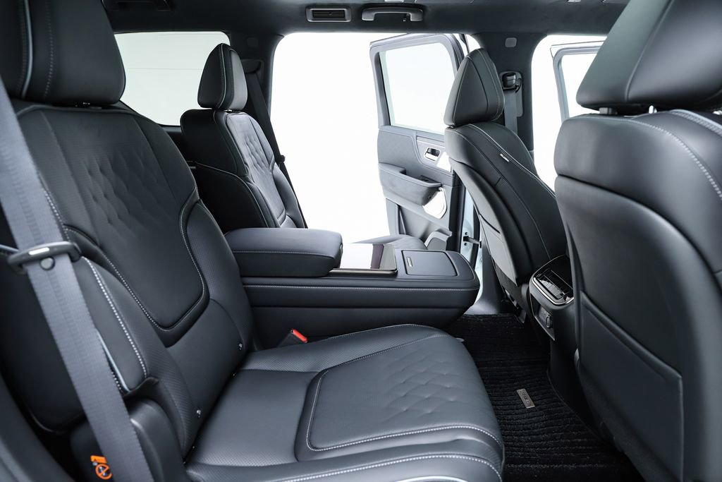 New 2026 INFINITI QX80 Autograph w/ Premium Cargo Package image 39