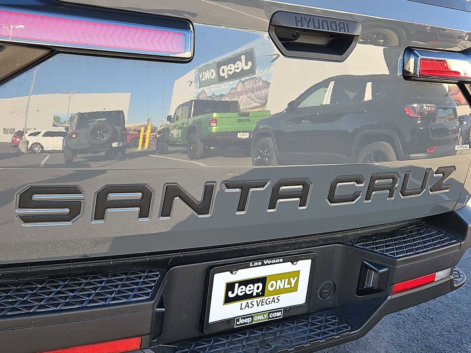 Used 2023 Hyundai Santa Cruz SE image 12