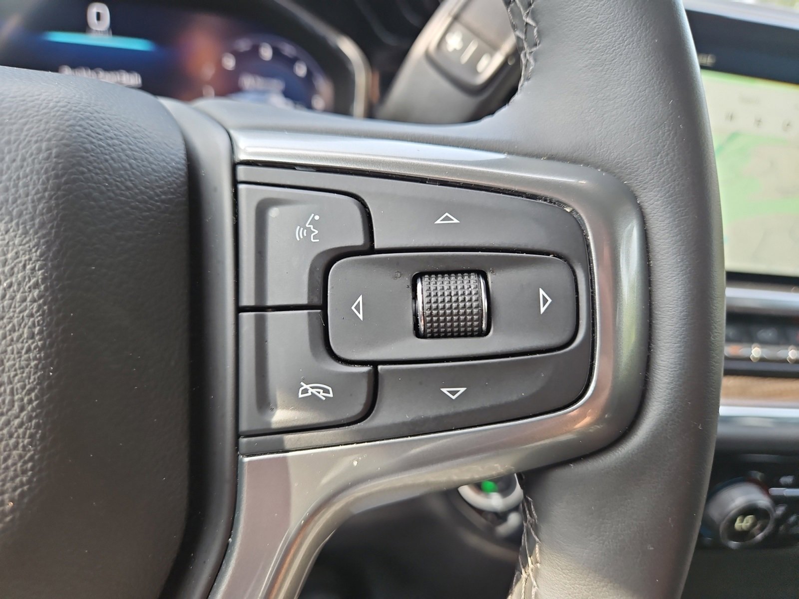 Used 2025 Chevrolet Silverado 1500 LT image 26