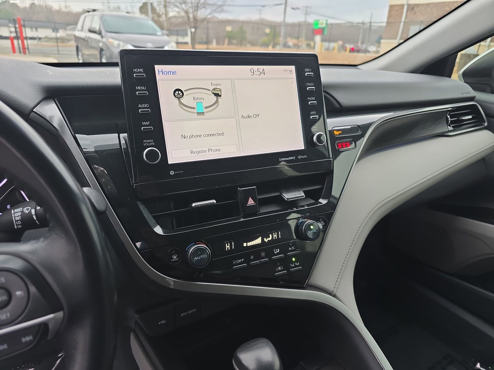 Used 2022 Toyota Camry XLE image 23