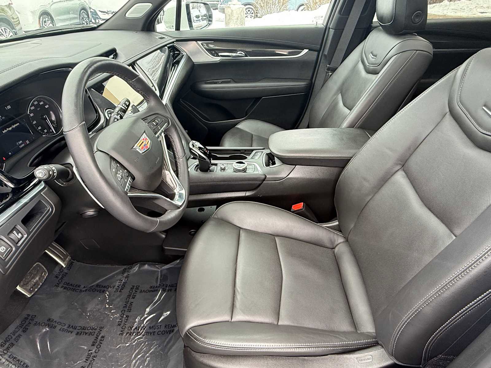 Used 2024 Cadillac XT6 Sport image 15