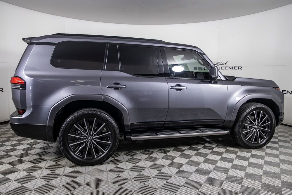 Used 2024 Lexus GX 550 550 Luxury w/ Cold Area Package image 5