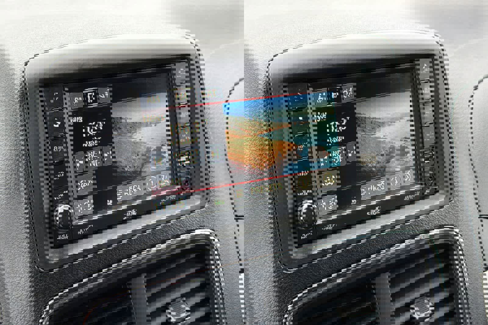 Used 2015 Dodge Grand Caravan R/T image 20