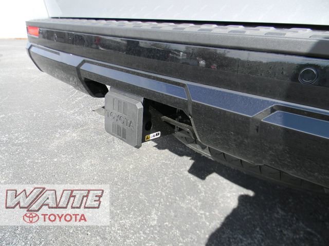 New 2026 Toyota 4Runner TRD Sport Premium AWD/4WD image 4