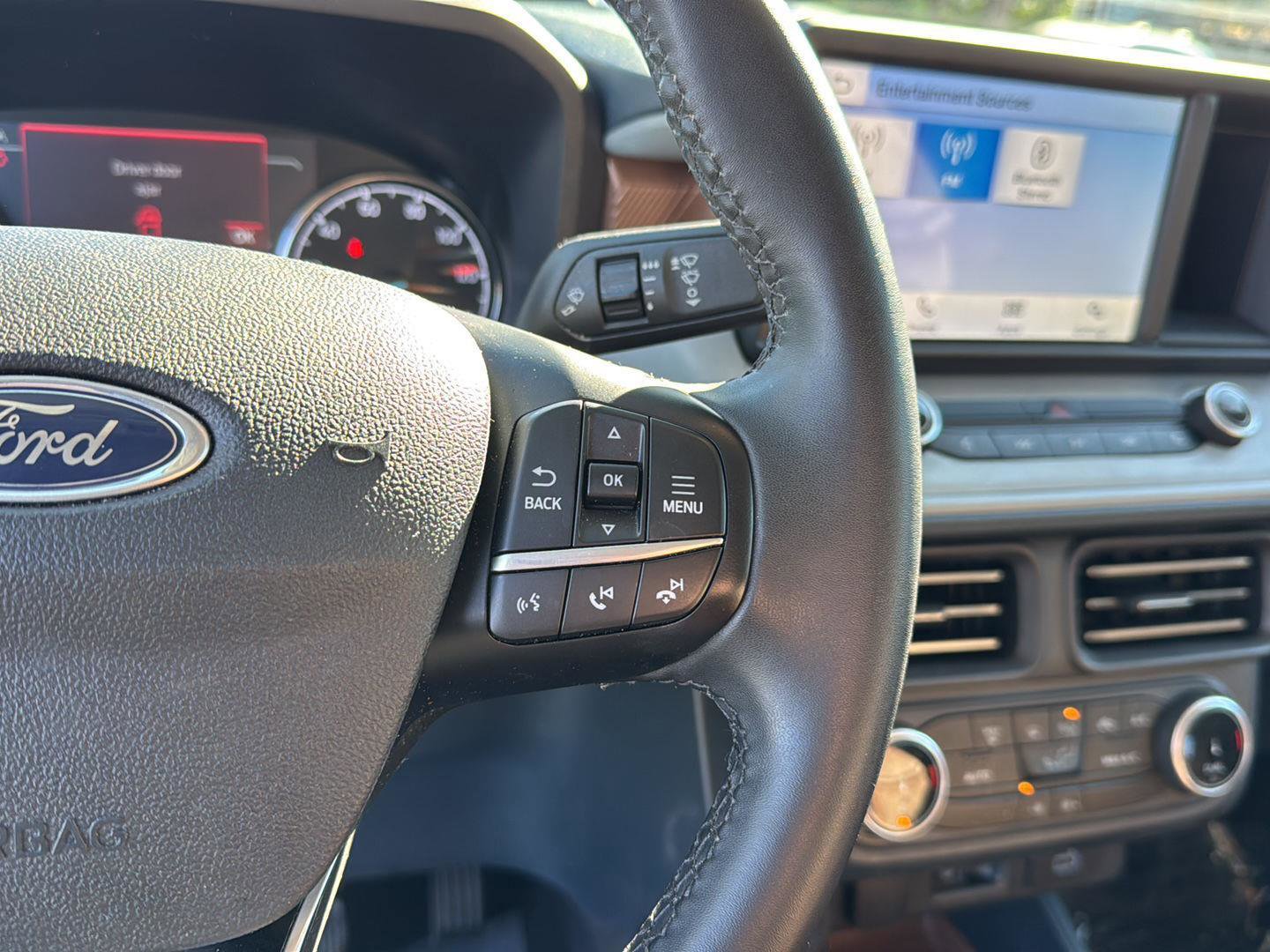 Used 2023 Ford Maverick Lariat w/ Equipment Group 500A Standard image 19