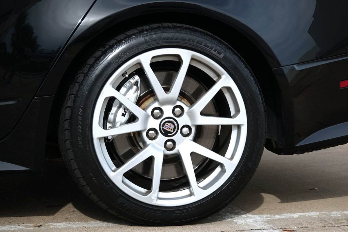 Used 2009 Cadillac CTS V image 27